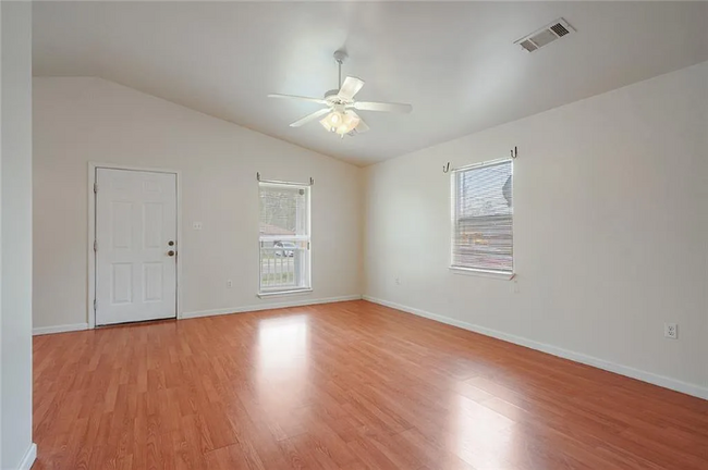Building Photo - 370 Cedar Ln