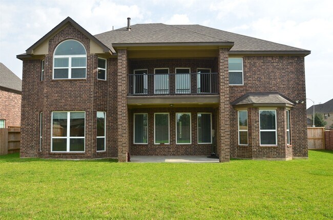 Building Photo - 27403 Canyon Reach Dr