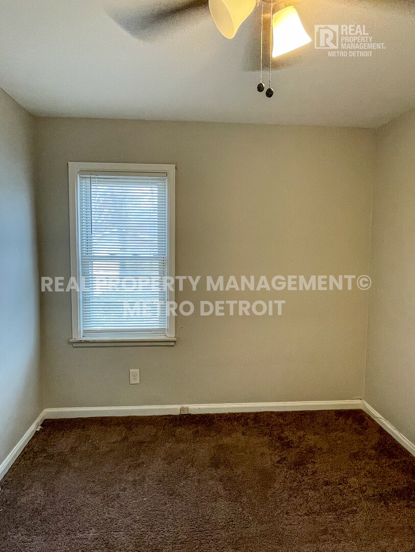 Building Photo - 25284 Stanford St