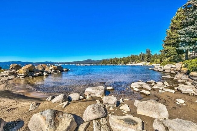 Building Photo - New Listing! LONG TERM: Great Amenities! Spacious Interior! Private Beach!