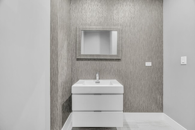 Building Photo - 3726 S Las Vegas Blvd