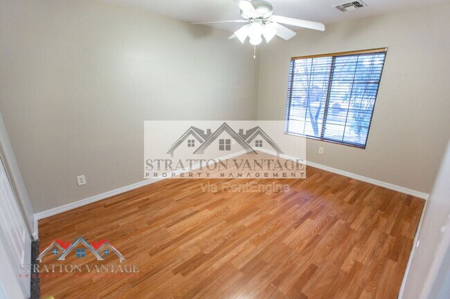 Building Photo - 6714 E Flynn Ave