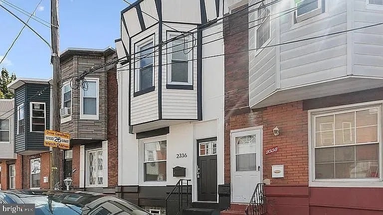 Building Photo - 2336 Pierce St