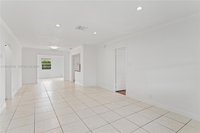 Building Photo - 4151 SW 56th Ave