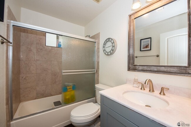 Building Photo - 11239 E 27th Pl