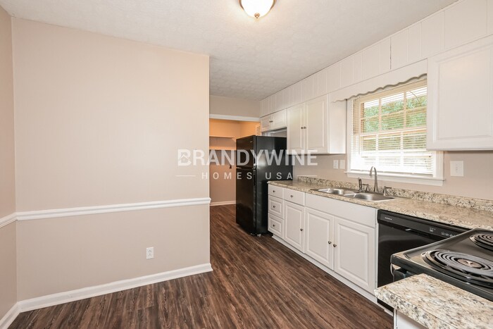 Building Photo - 5420 St Lo Ln