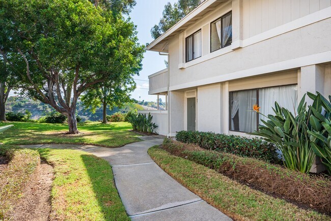 Building Photo - 4015 Camino Lindo
