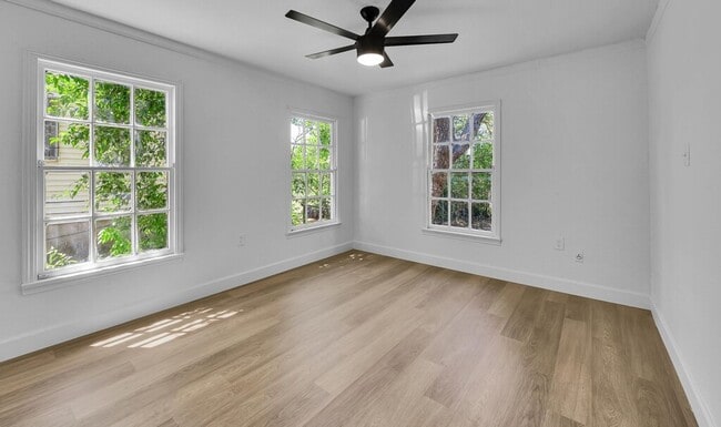 Building Photo - Beautifully maintained 2-bedroom, 1-bathroom house in Waco