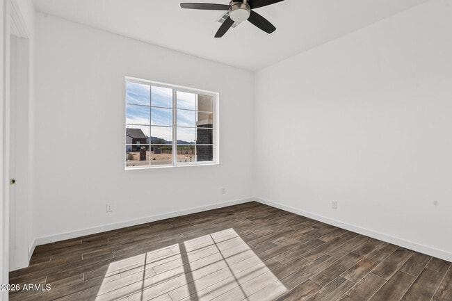 Building Photo - 22926 W La Mirada Dr