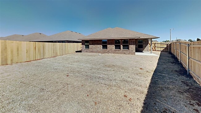 Building Photo - 14301 Peach Tree Dr