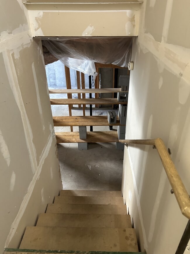 Building Photo - 2107 W 2180 N