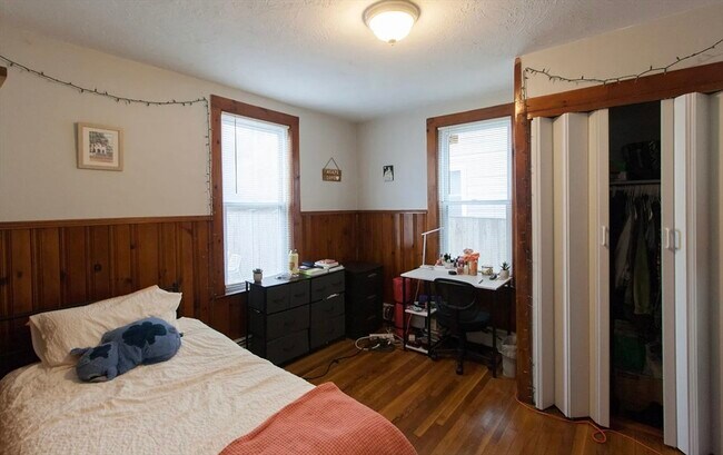 Building Photo - 65 Wyman St