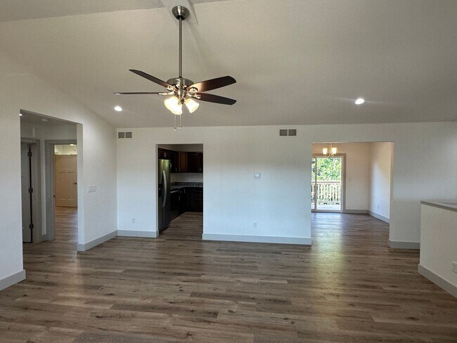 Building Photo - Now LEASING in Summit Pass! Available May 18, 2026!