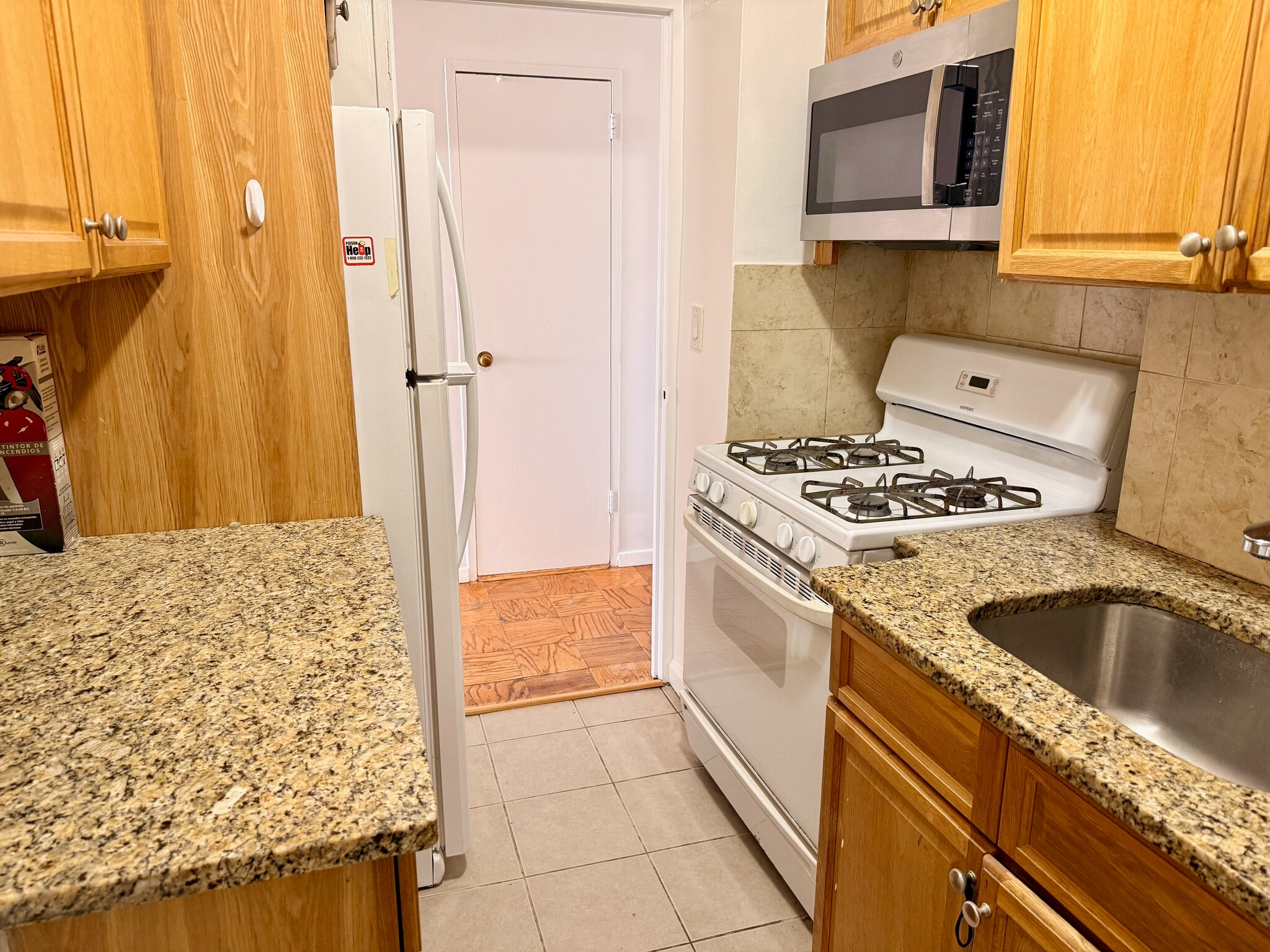 Building Photo - 10 Huron Ave