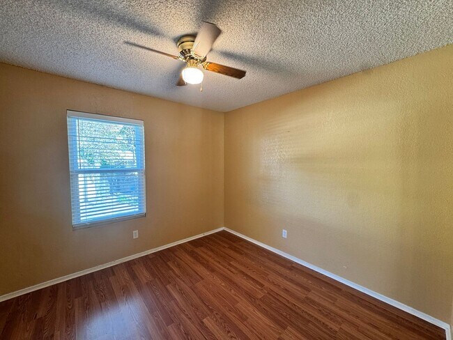 Building Photo - Very Nice Condo! 3 Miles to Cal Poly Groups Welcome Available June