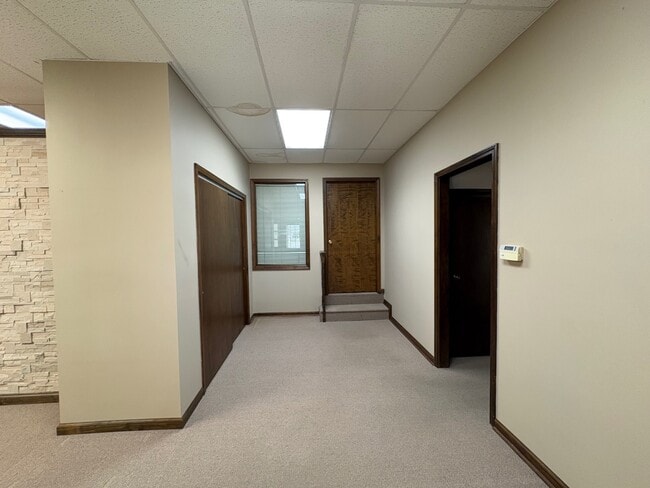 Building Photo - 1207 W Main St