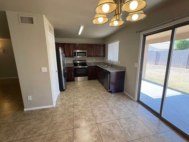 Building Photo - 7169 W Citrus Way