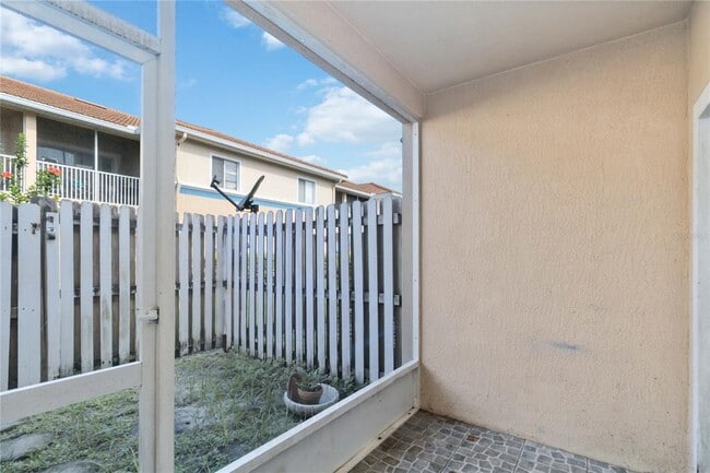 Building Photo - 521 Villa Del Sol Cir