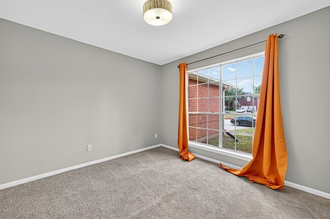 Building Photo - 8827 Boulder Springs Dr