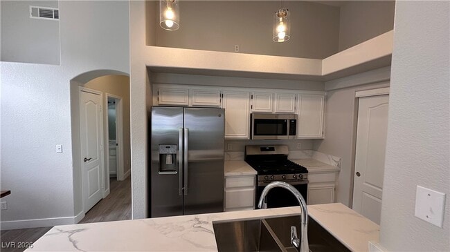 Building Photo - 5252 Island Chain Rd