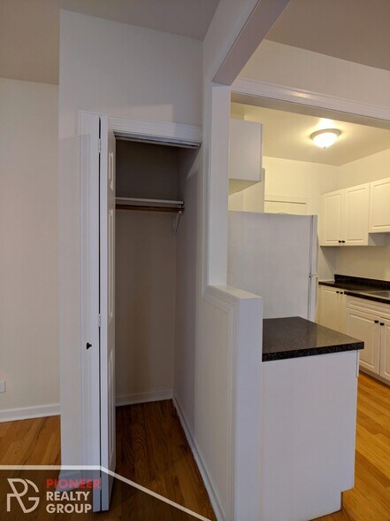 Building Photo - 3817 N Fremont St