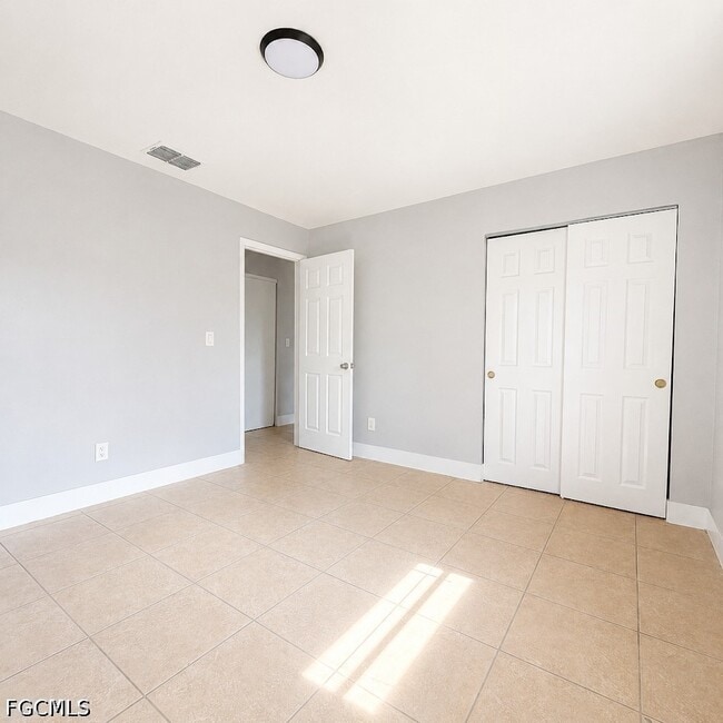 Building Photo - 1572 Cypress Dr