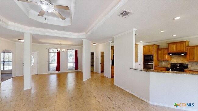 Building Photo - 309 Prospector Trl