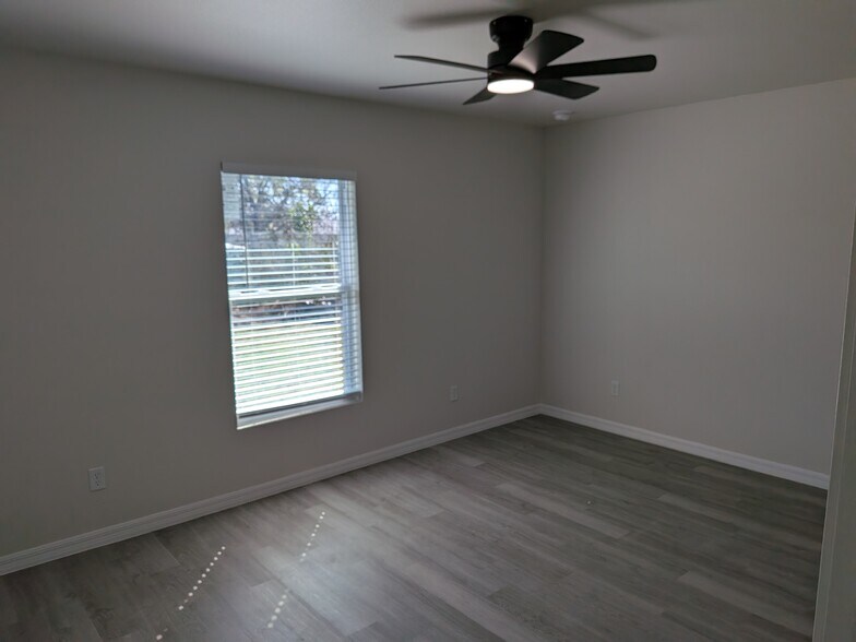 Building Photo - 7352 Quarry St