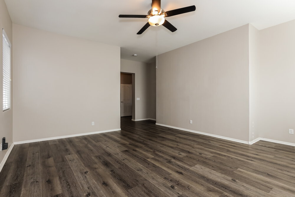 Building Photo - 13587 W Tara Ln