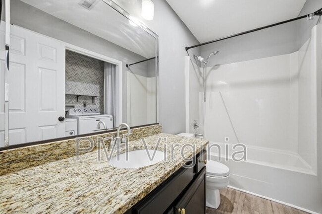 Building Photo - 4808 Boxford Rd