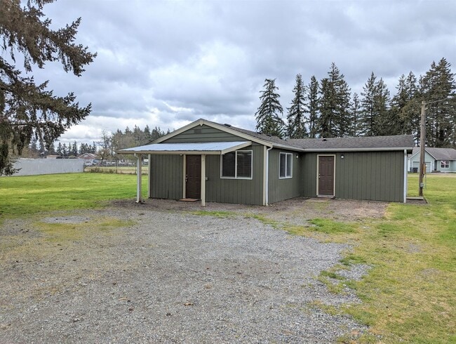 Building Photo - Charming 2 Bedroom, 2 Bath House in the Country w/ Storage Shed & Plentiful Parking!