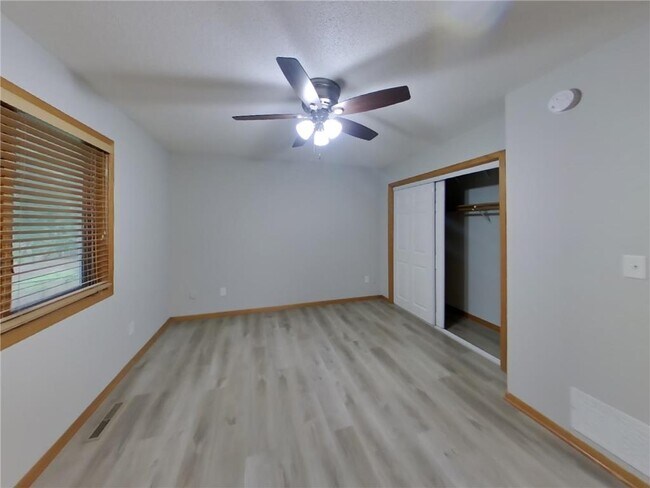 Building Photo - 5752 W 134th St