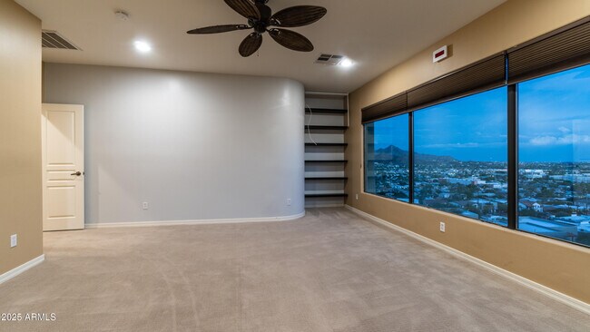 Building Photo - 44 W Foothill Dr