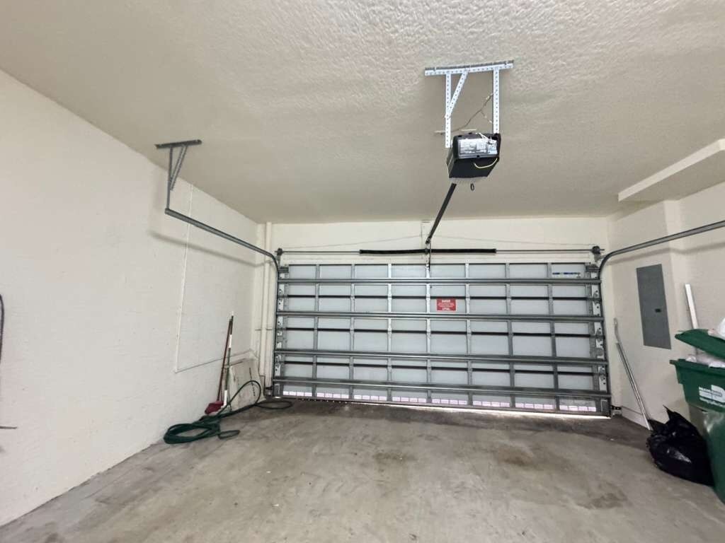 Building Photo - 8311 NW 49th St