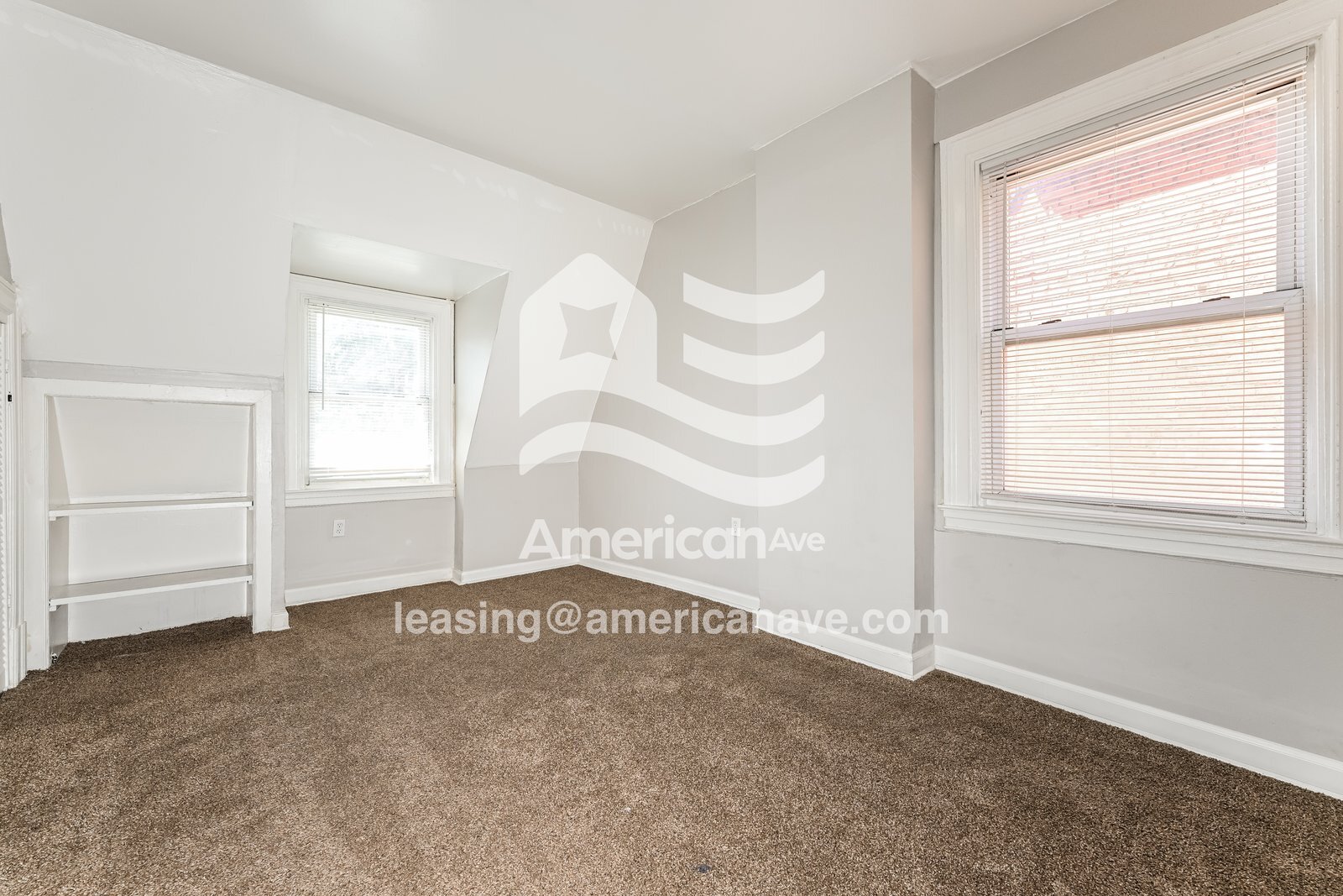 Building Photo - 211 Moore Ave