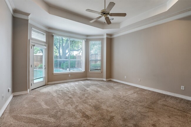 Building Photo - 5901 Glen Heather Dr