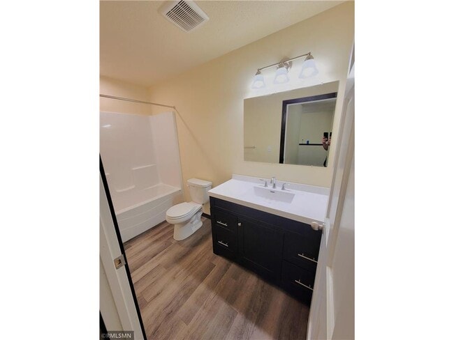 Building Photo - 303 S Wasson Ln