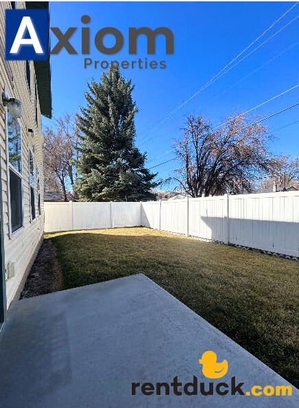 Building Photo - 465 Taft Ave