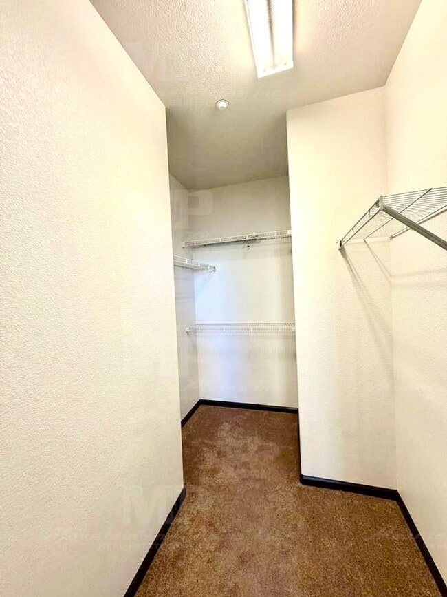 Building Photo - 3809 Rock Creek Dr