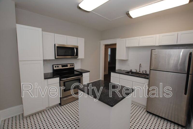 Building Photo - 1525 Osceola St