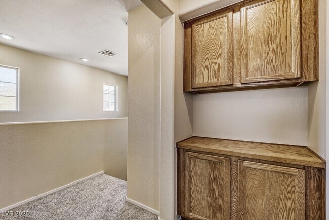 Building Photo - 10230 Lupine Meadow Dr