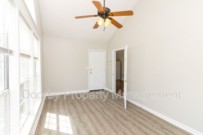 Building Photo - 727 Talley Rd