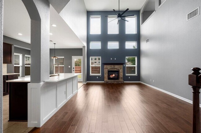 Building Photo - 8525 Reggio St