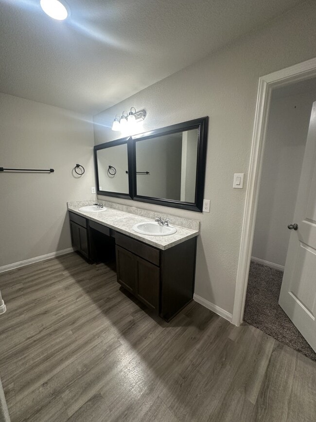 Building Photo - 2146 10th St