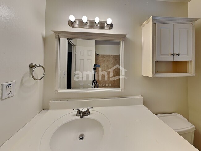 Building Photo - 4479 Cabinwood Turn