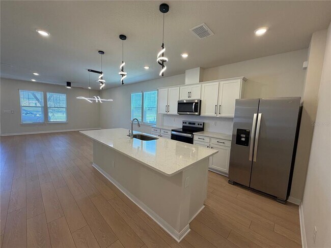 Building Photo - 6346 Tabebuia Pkwy