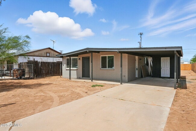 Building Photo - 130 W Harding Ave
