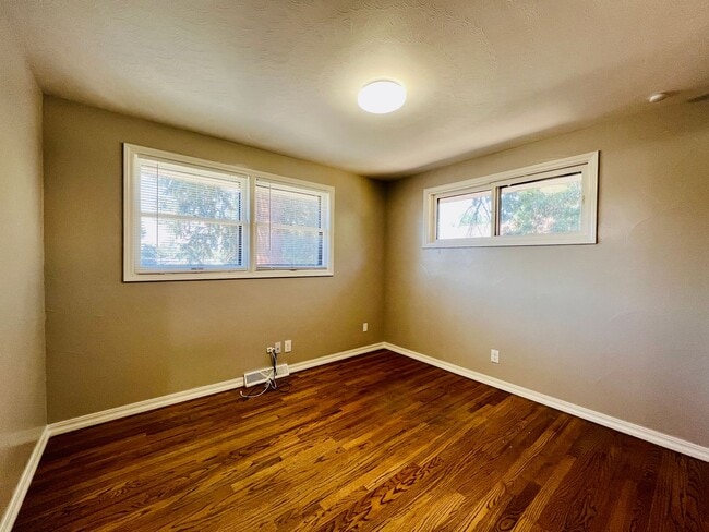 Building Photo - 2875 S Sherman St