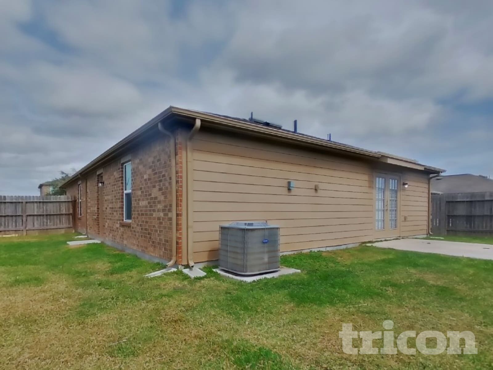 Building Photo - 432 Palomino Stand Dr