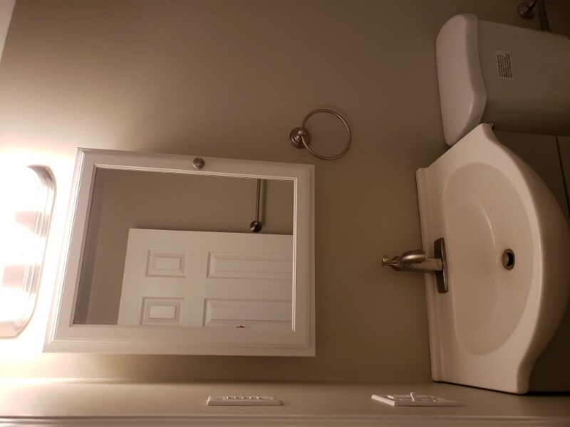 Building Photo - 84 E Grove St